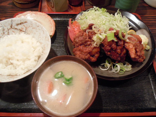 鶏ジャンボ唐揚げ定食