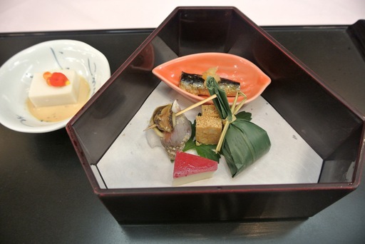 先付と前菜