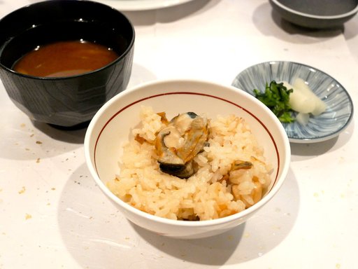 牡蠣・焼穴子・小柱釜飯