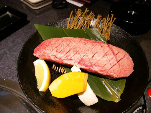 牛たんステーキ