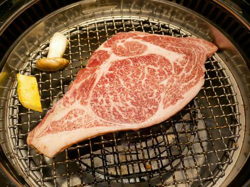 リブロースステーキ