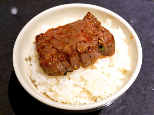 カイノミステーキ