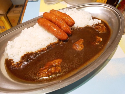 チキン煮込みカレー＋ソーセージ