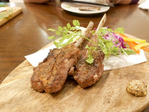 ラム肉のオリジナルスパイス焼き