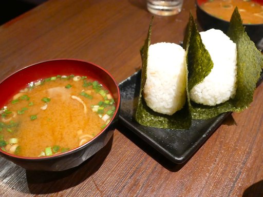 おにぎり＋味噌汁＋抹茶アイス