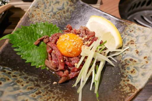 焼きユッケ