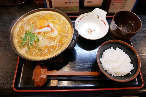鍋焼き坦々うどん