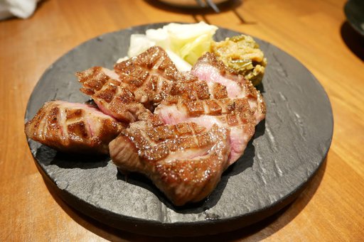 厚切り牛タン