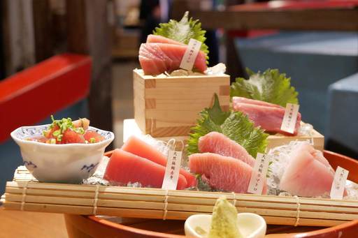 天然まぐろ5点食べ比べ