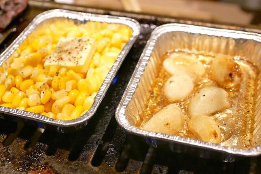 コーンバターとにんにく焼き