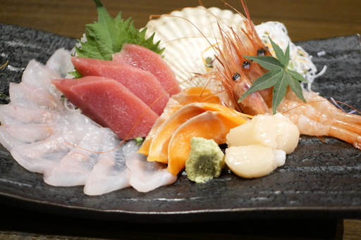 刺身盛り合わせ