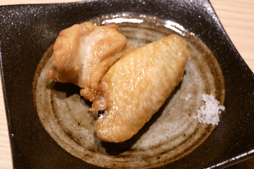 手羽中の素揚げと若鶏のおから揚げ