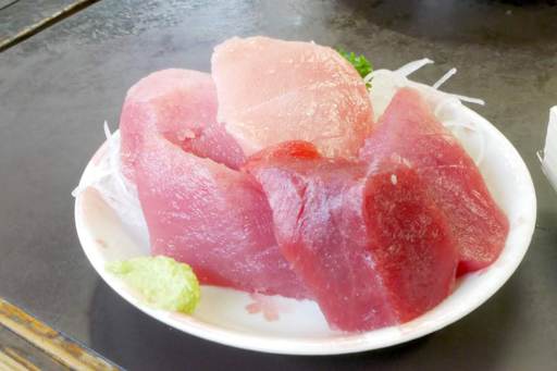 マグロ刺し