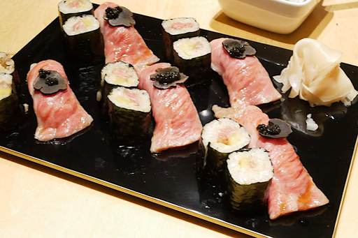 和牛の握り トリフ、キャビア