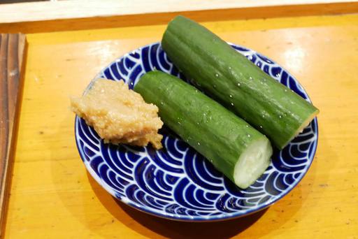 一本丸々キューリみそ