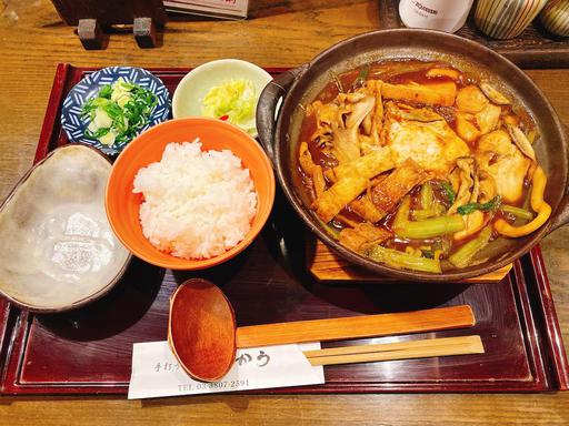 牡蠣味噌煮込みうどん