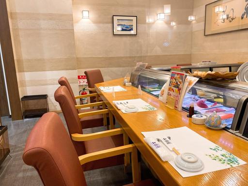 俵屋店内