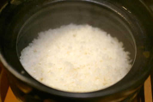 炊き立て 旬の土鍋ご飯