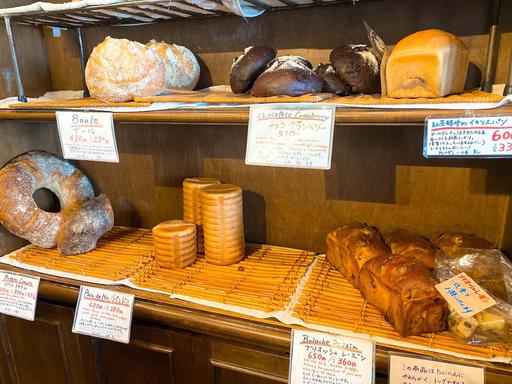 ブレッド&サーカス店内