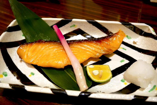 サーモンの西京焼き