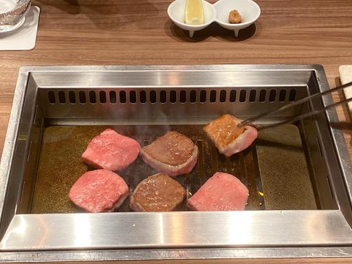 究極の厚切り黒タン（国産） 焼き