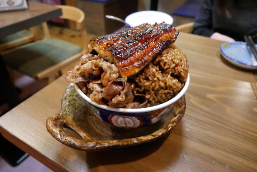 鰻牛丼