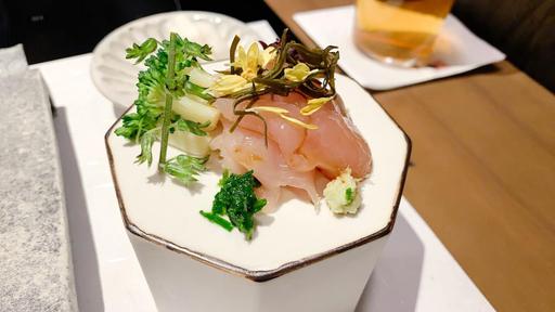 鶏胸肉の刺身