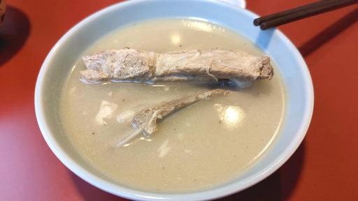 肉骨茶(バクテー) スペアリブの白胡椒煮込み