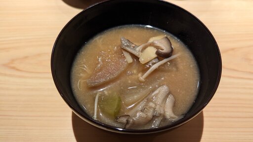 山形の根菜を使った味噌汁