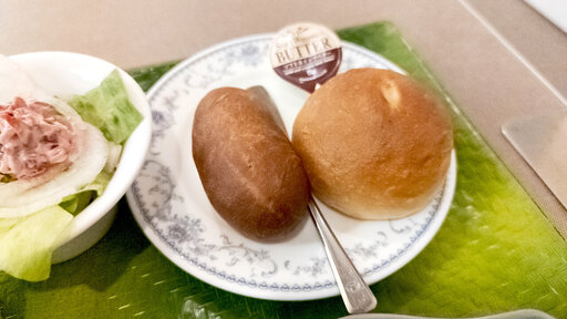 ピロシキとパン