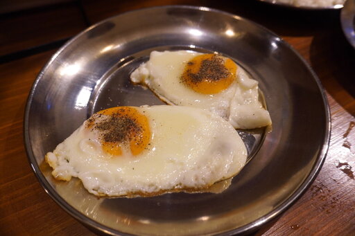 半熟目玉焼き