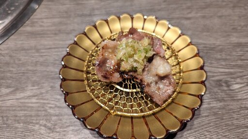 近江牛タンカルビ　ピンクグレープフルーツのネギタレ