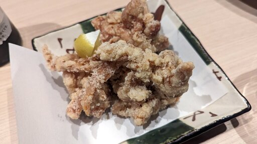地鶏の唐揚げ