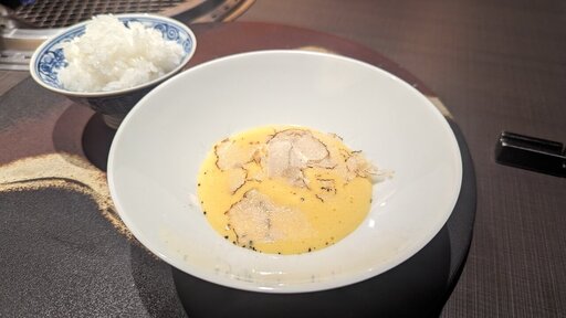 トリュフ玉子ソース