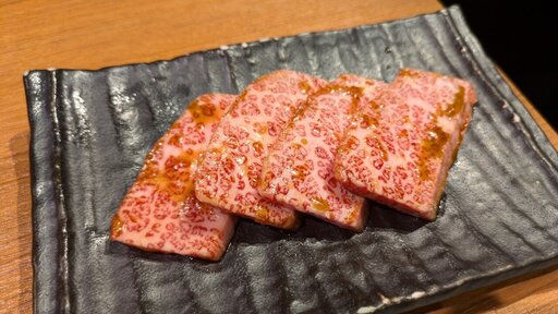 上カルビ