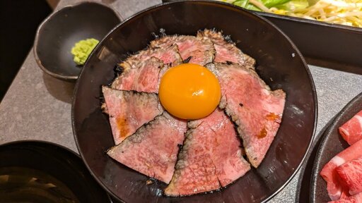 ローストビーフ丼
