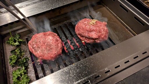 トリュフ香る和牛生ハンバーグ焼き