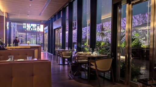 JAM17 DINING店内