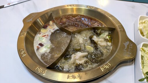 辛楽川3色スープ