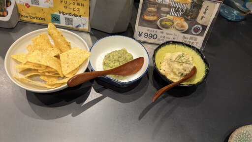 ちくわとザーサイのポテトサラダ、メキシコ屋台んおワカモレ