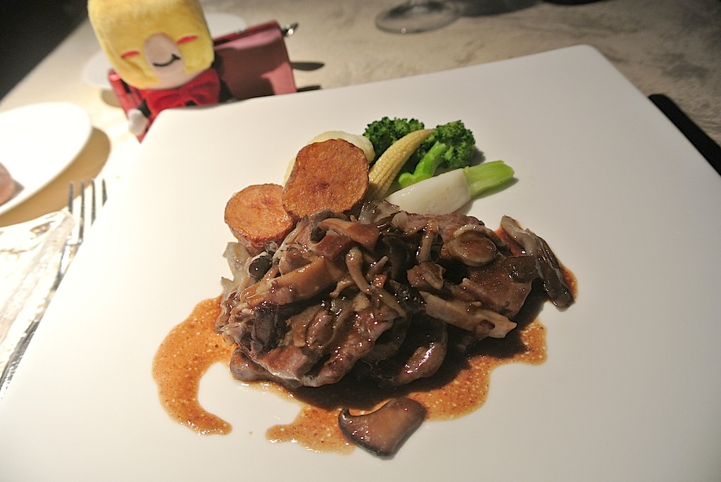 http://dinner.tokyo-review.com/image/DSC_2423.JPG