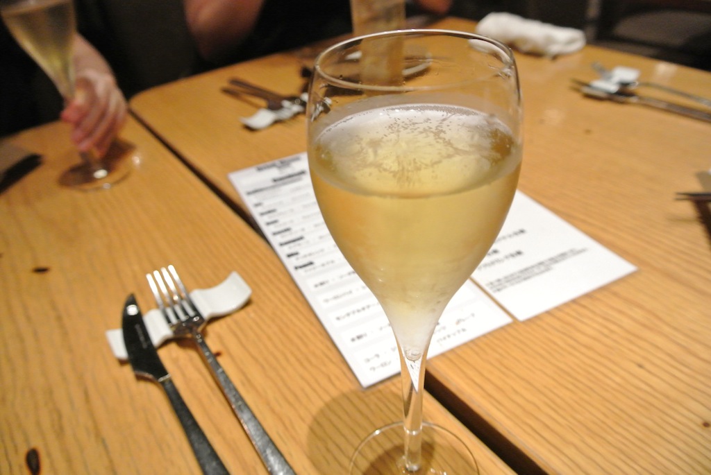 http://dinner.tokyo-review.com/image/DSC_3726.JPG