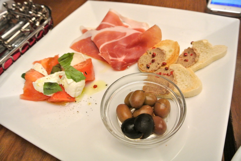 http://dinner.tokyo-review.com/image/DSC_4790.JPG