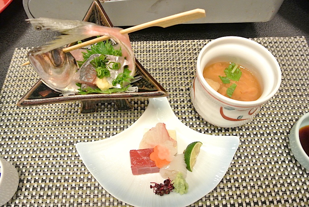 http://dinner.tokyo-review.com/image/DSC_7143.JPG