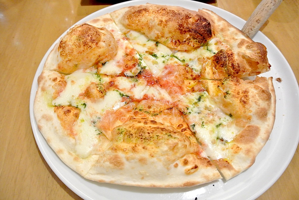 http://dinner.tokyo-review.com/image/DSC_8458.JPG