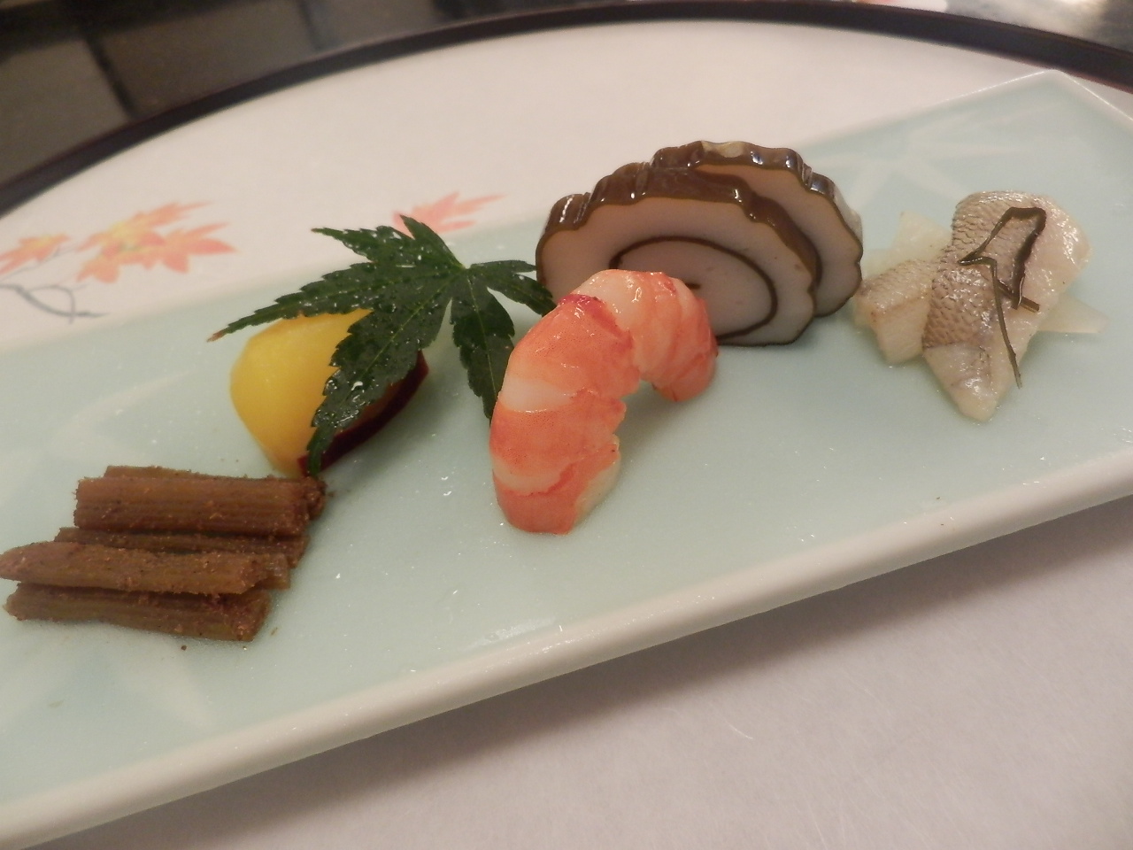 http://dinner.tokyo-review.com/image/P9211572.JPG