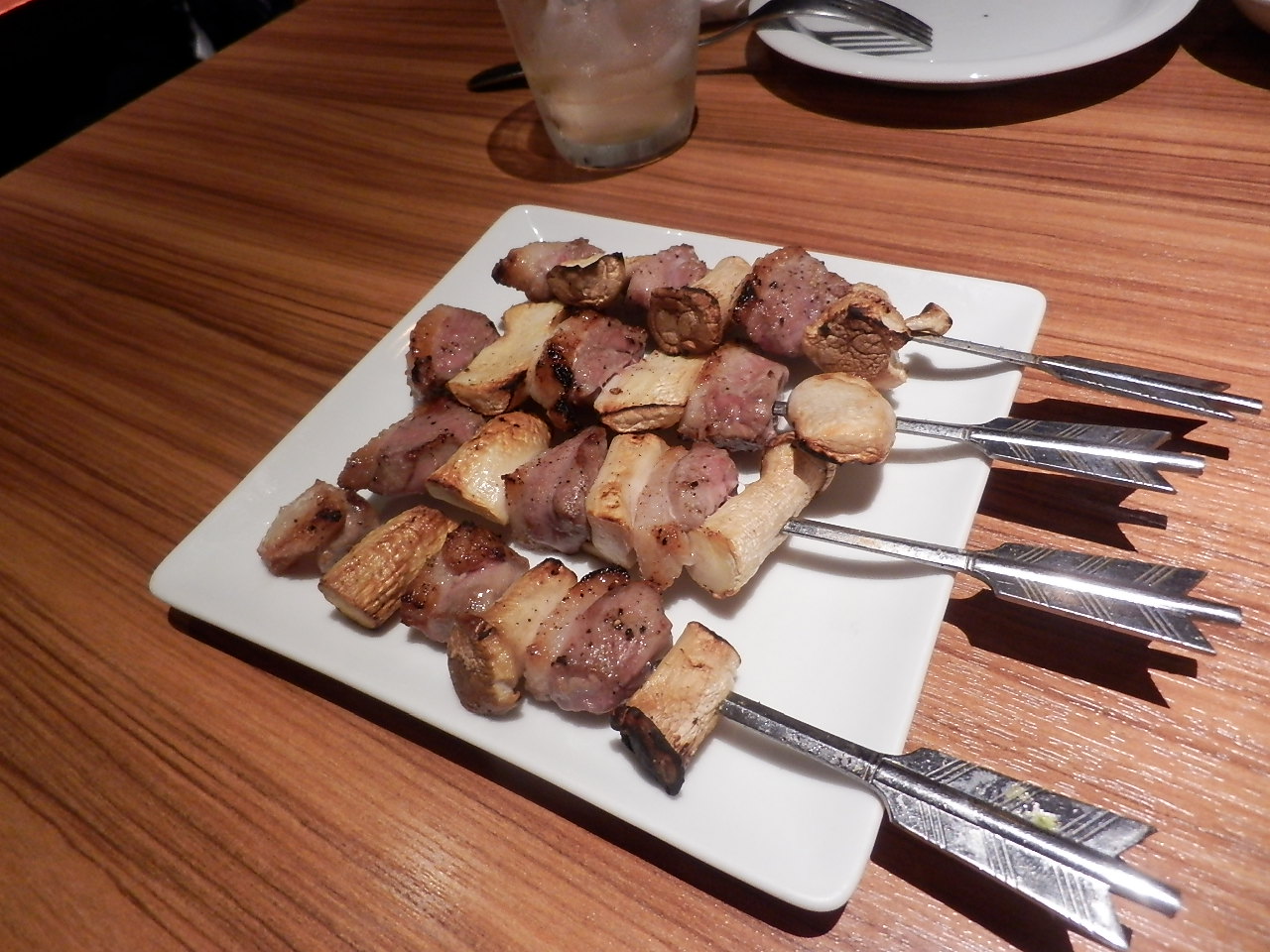 http://dinner.tokyo-review.com/image/PB300031.JPG