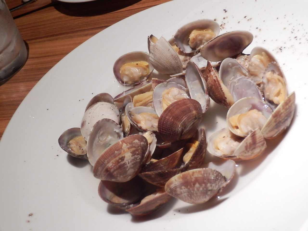 http://dinner.tokyo-review.com/image/PB300033.JPG