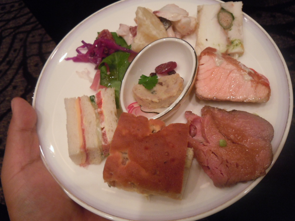 http://dinner.tokyo-review.com/image3/DSCN0125.JPG
