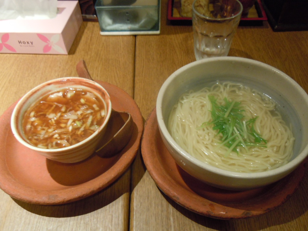 http://dinner.tokyo-review.com/image3/DSCN1730%5B1%5D.JPG